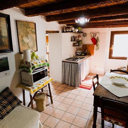 Dimora Nel Cuore Del Centro Storico Di Monopoli Luaran gambar